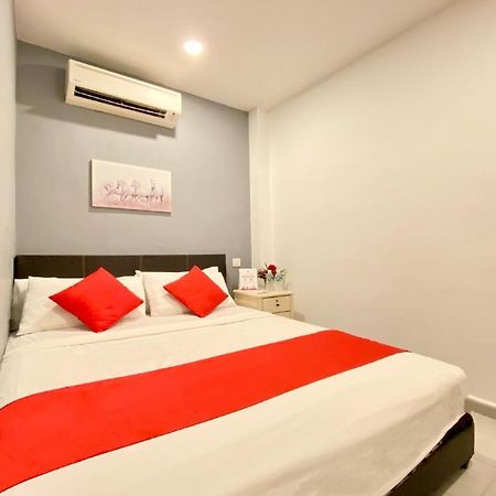 Spot On 90283 Twenty Seven Muntri Tanjung Bungah (Penang) Exterior foto
